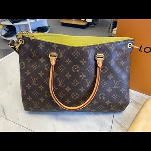 Louis Vuitton Pallas Monogram Bag in Pistache